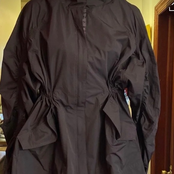 Fabletic’s - Picture 6 of 10